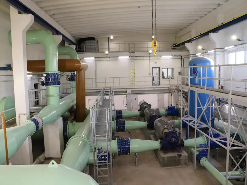 Pro zákazníky provádíme realizace malování výrobních, komerčních i skladových prostor. Naše malování výrobních, komerční